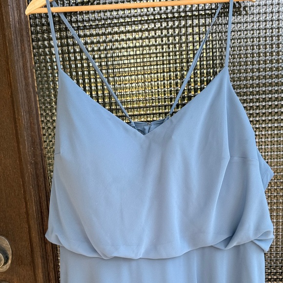 Chic Sleeveless Maxi Dress in Soft Blue - Picture 5 of 5